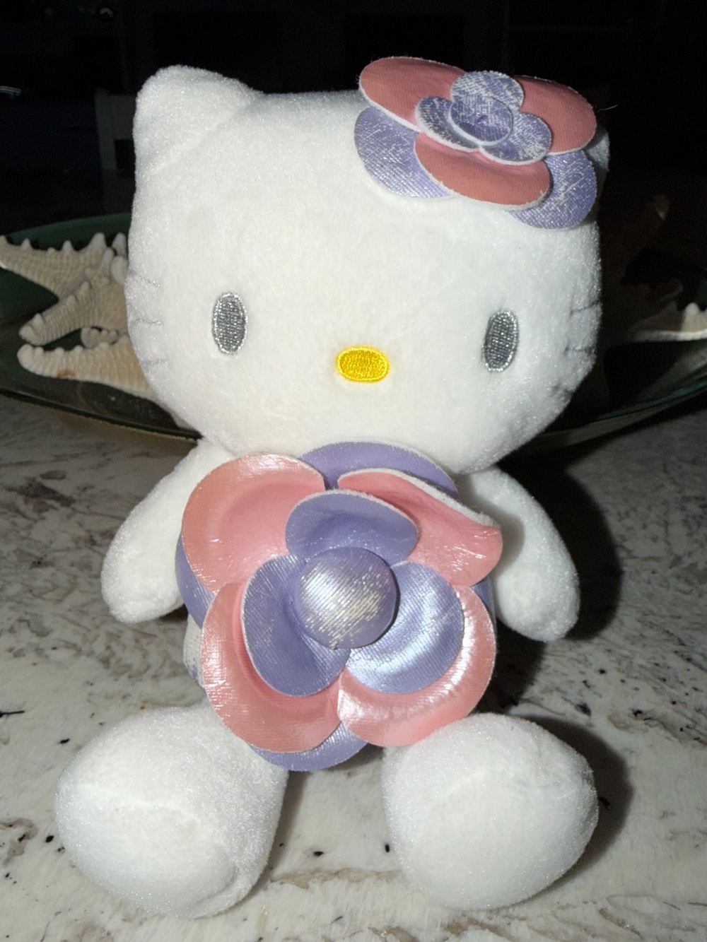 2001 Sanrio Smiles Hello Kitty Plush Metallic Pink and Purple Flower 8”
